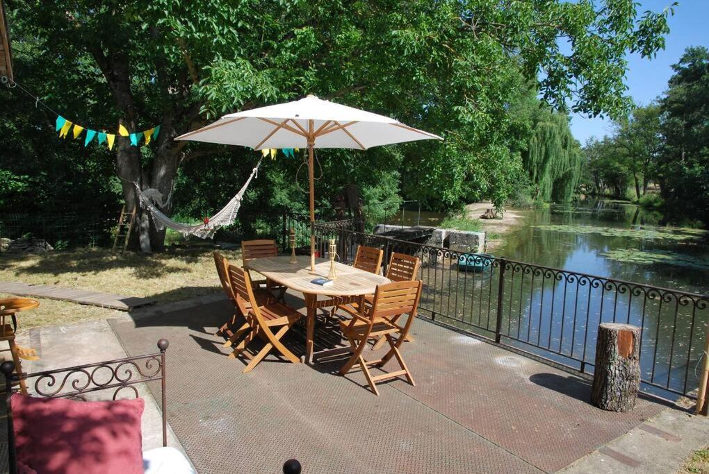 Magnifique Moulin Proche Chablis, Jacuzzi Et Riviere Villa Annay-sur-Serein Dış mekan fotoğraf