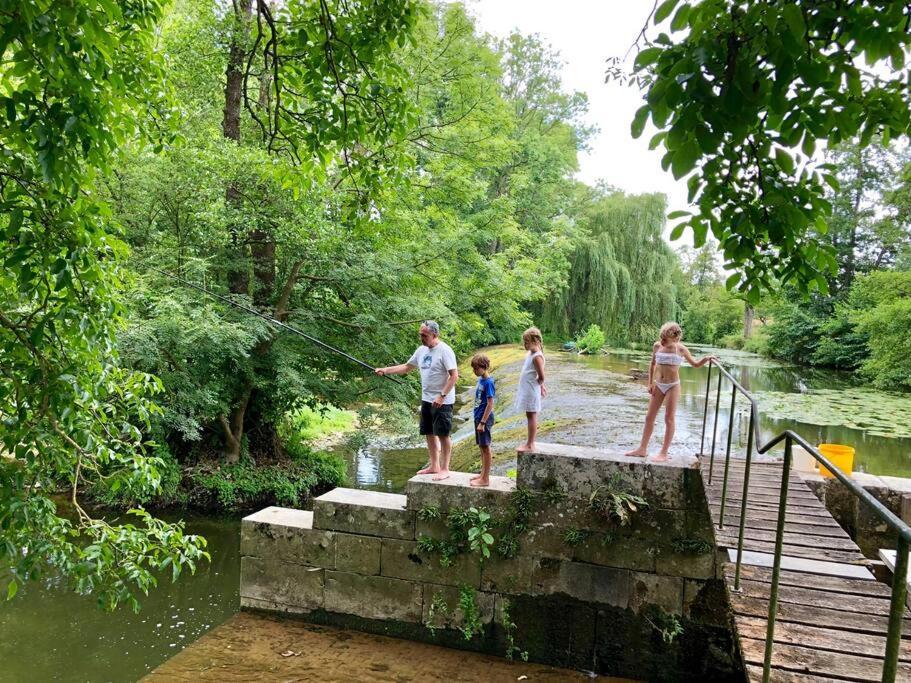 Magnifique Moulin Proche Chablis, Jacuzzi Et Riviere Villa Annay-sur-Serein Dış mekan fotoğraf